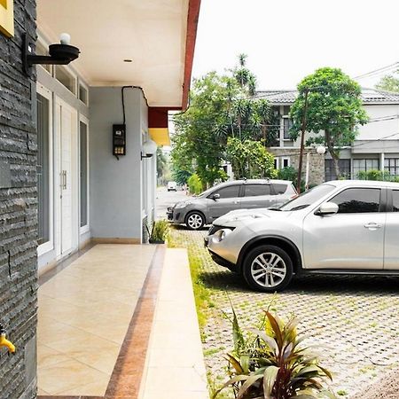 Hotel Reddoorz Near Siloam Karawaci 3 à Tangerang Extérieur photo