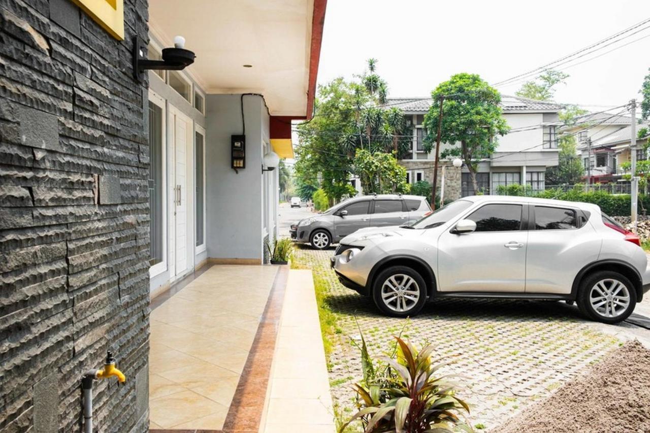 Hotel Reddoorz Near Siloam Karawaci 3 à Tangerang Extérieur photo