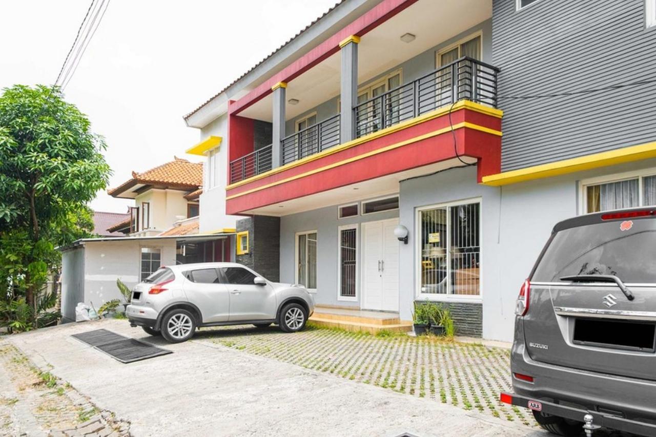 Hotel Reddoorz Near Siloam Karawaci 3 à Tangerang Extérieur photo