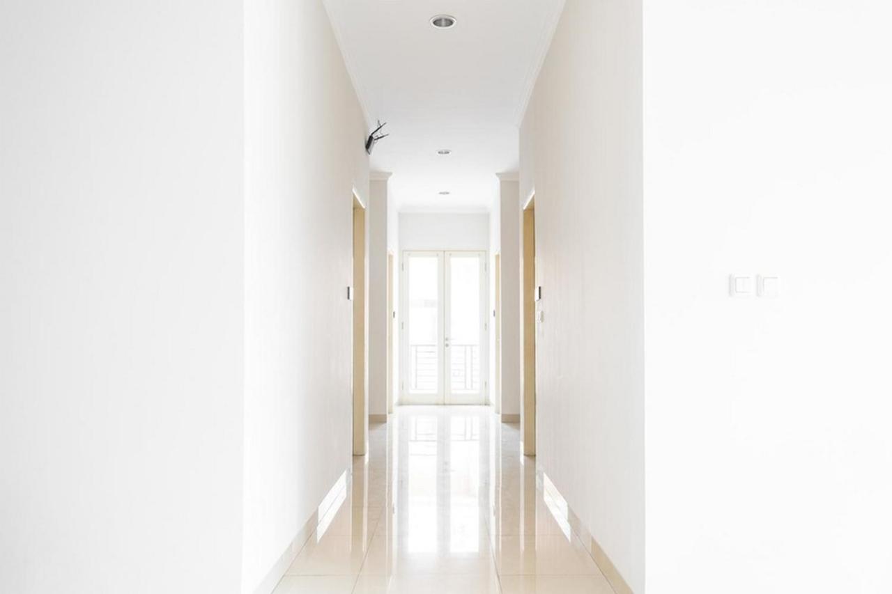 Hotel Reddoorz Near Siloam Karawaci 3 à Tangerang Extérieur photo